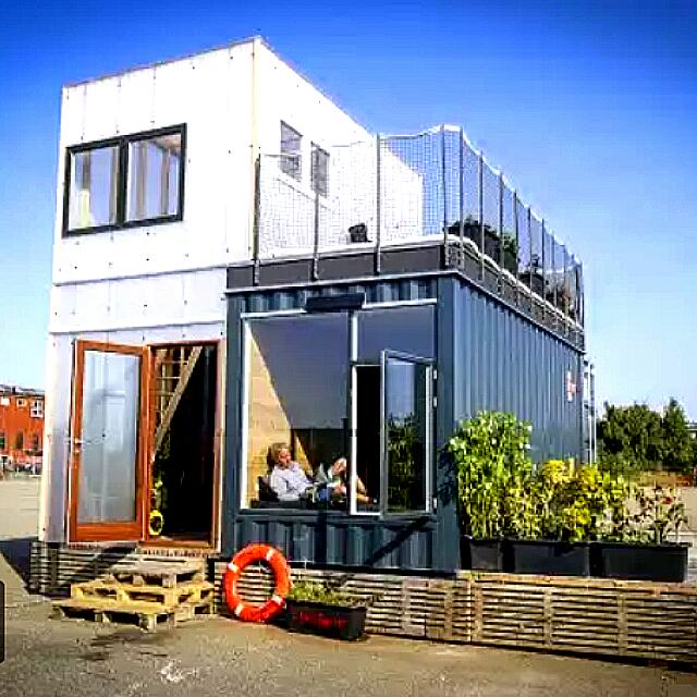 Interior Rumah Container