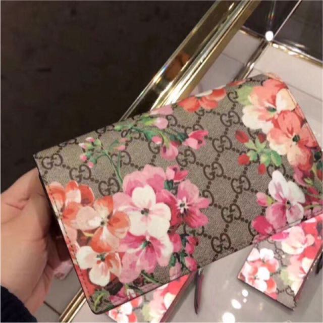 gucci blooms woc