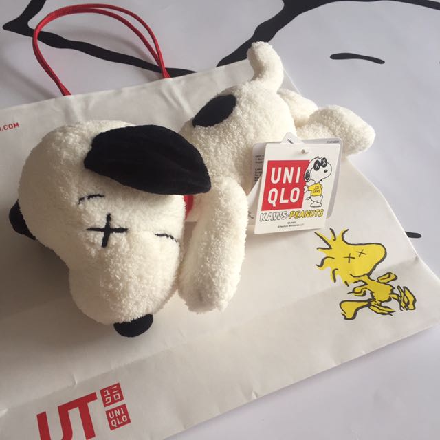 KAWS SNOOPY PLUSH Uniqlo Peanuts Big Black Originalfake Medicomtoy 400% 1000% EUR 250,00 - FR