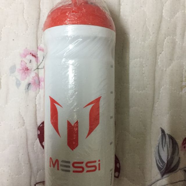 Adidas Water Bottle Messi, Sports, Other on Carousell