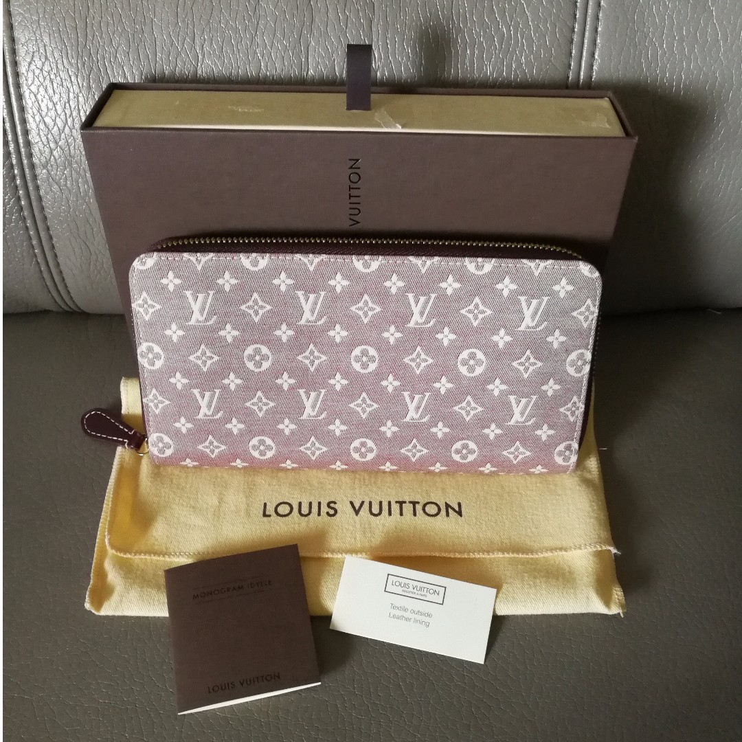 Lot 152 - Louis Vuitton Sepia Monogram Idylle Zippy