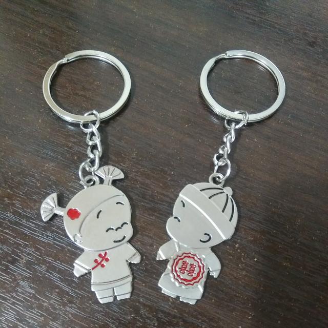 boy and girl keychain
