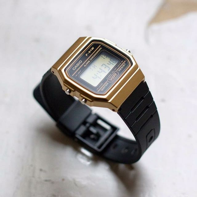 CASIO F91W GOLD BEST SELLER, Men's Fashion, Watches on Carousell
