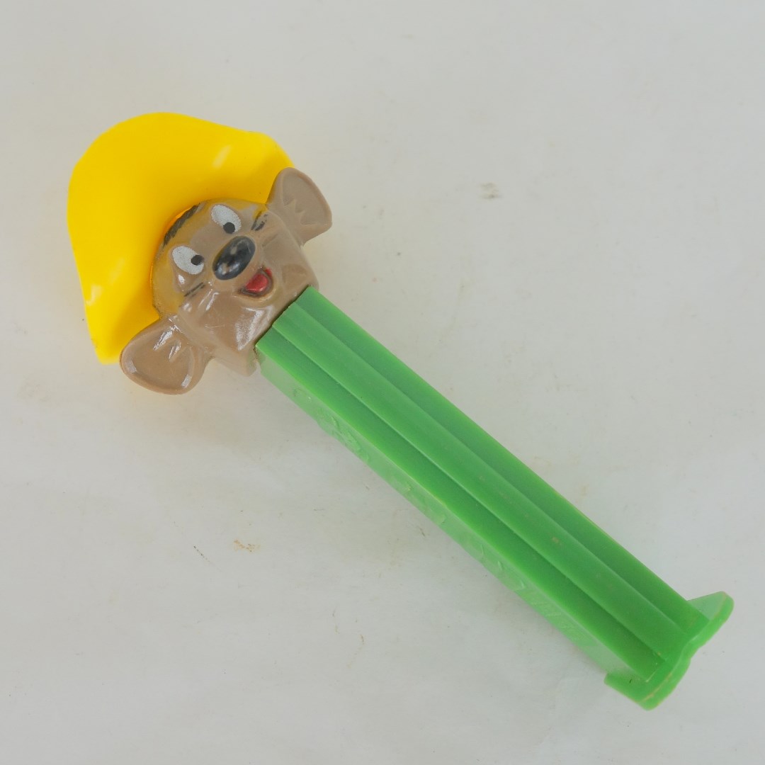 Rare Collectibles Vintage Old Toys Pez Candy Sweet Dispenser Speedy Gonzales 1978 Warner Bros Inc Made In Austria Limited Edition For Collector Vintage Collectibles Vintage Collectibles On Carousell