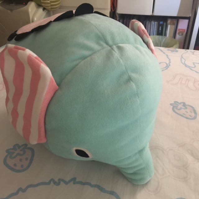 sentimental circus elephant
