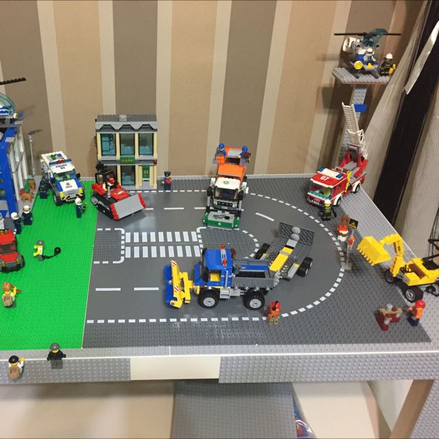 Custom Made Lego Table - All Original Lego Baseplates ...
