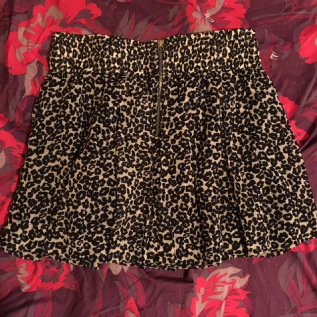 Leopard deals skirt dotti