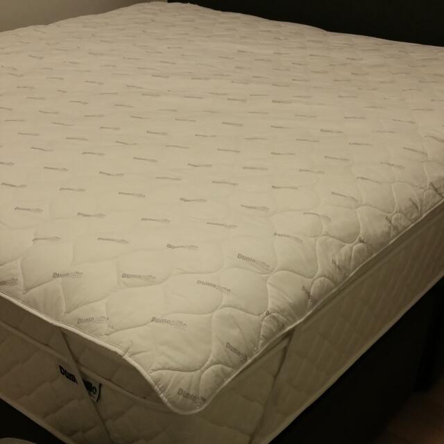 Dunlopillo King Size Mattress Protector Furniture Others On