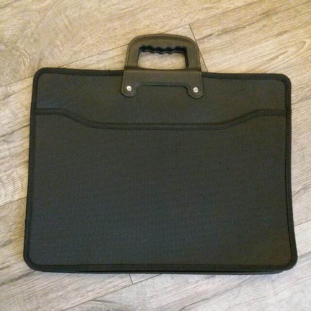 Flat Folio Carry Case., Men's Fashion, Bags, Briefcases on Carousell