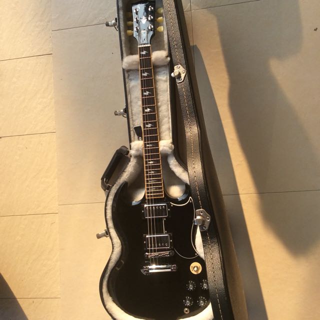 Gibson sg shop thunderstruck