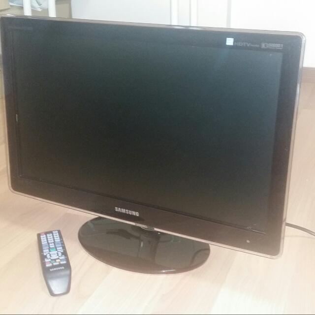 Samsung LCD HDTV Monitor 23\