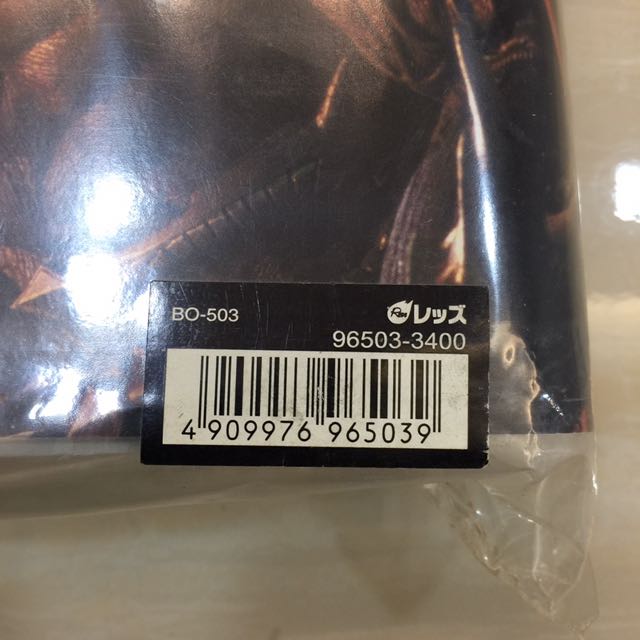 Spawn Figure (Category: Toy Figures) located in Singapore. Submitted by drmanhattan (Listing ID 102932895, Image 3). Description: .