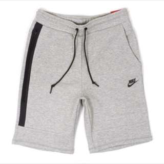 Nike Tech Fleece 科技棉 防水拉鍊 短褲