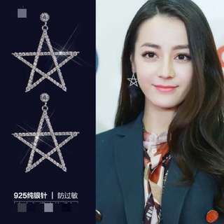5/2愛不飾手⭐️純銀簡約五角星防過敏耳環（二色）ㄏ