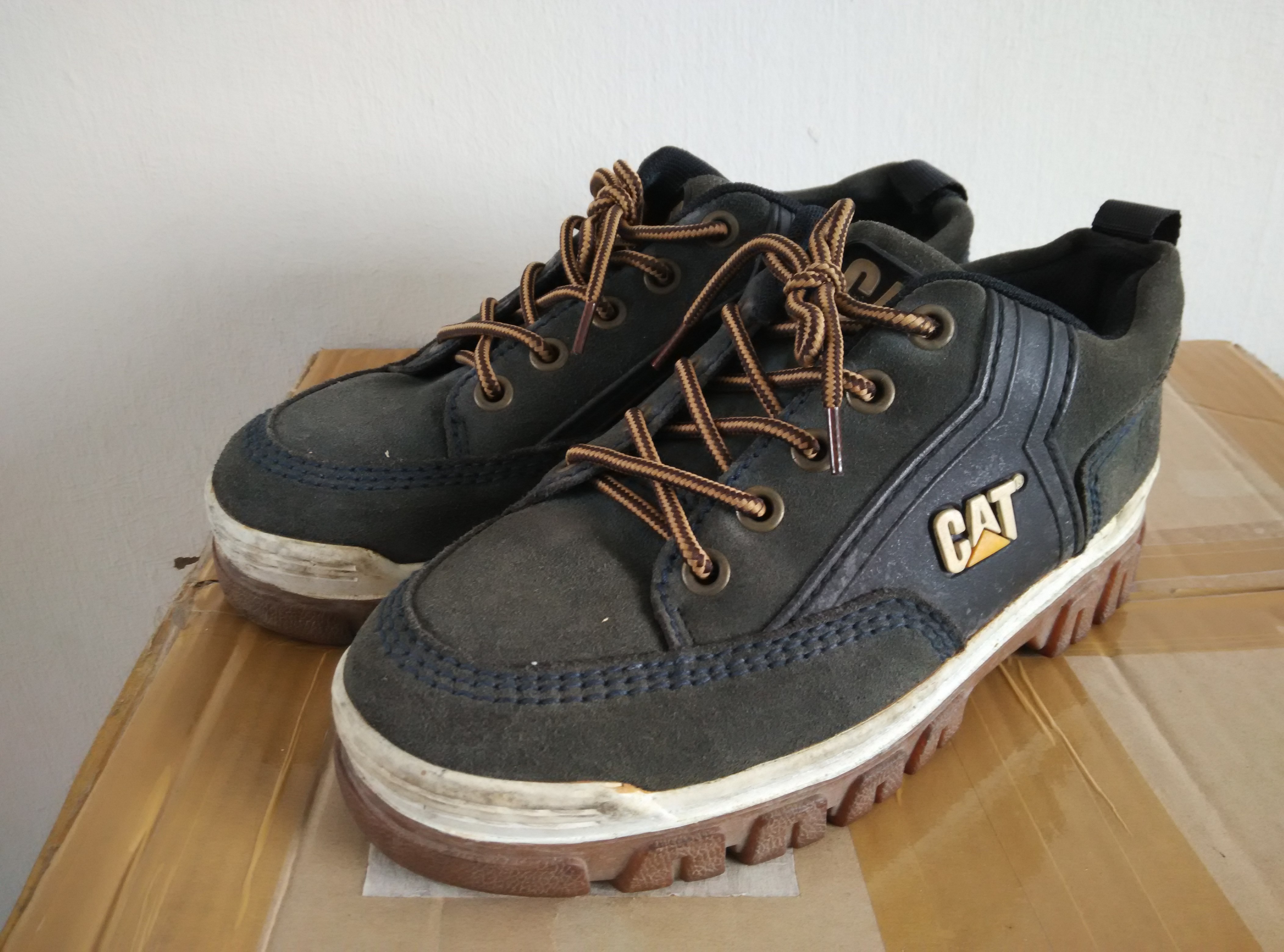 Caterpillar clearance sneakers shoes