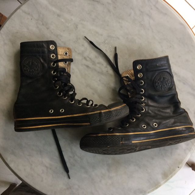 Converse on sale bee leather