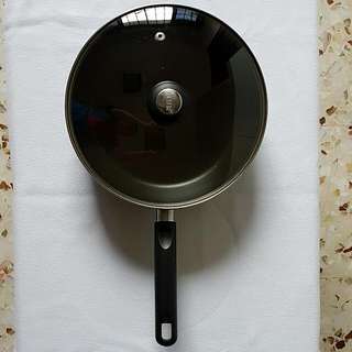 Meyer Durable Fried Pan 9.5"/24cm.