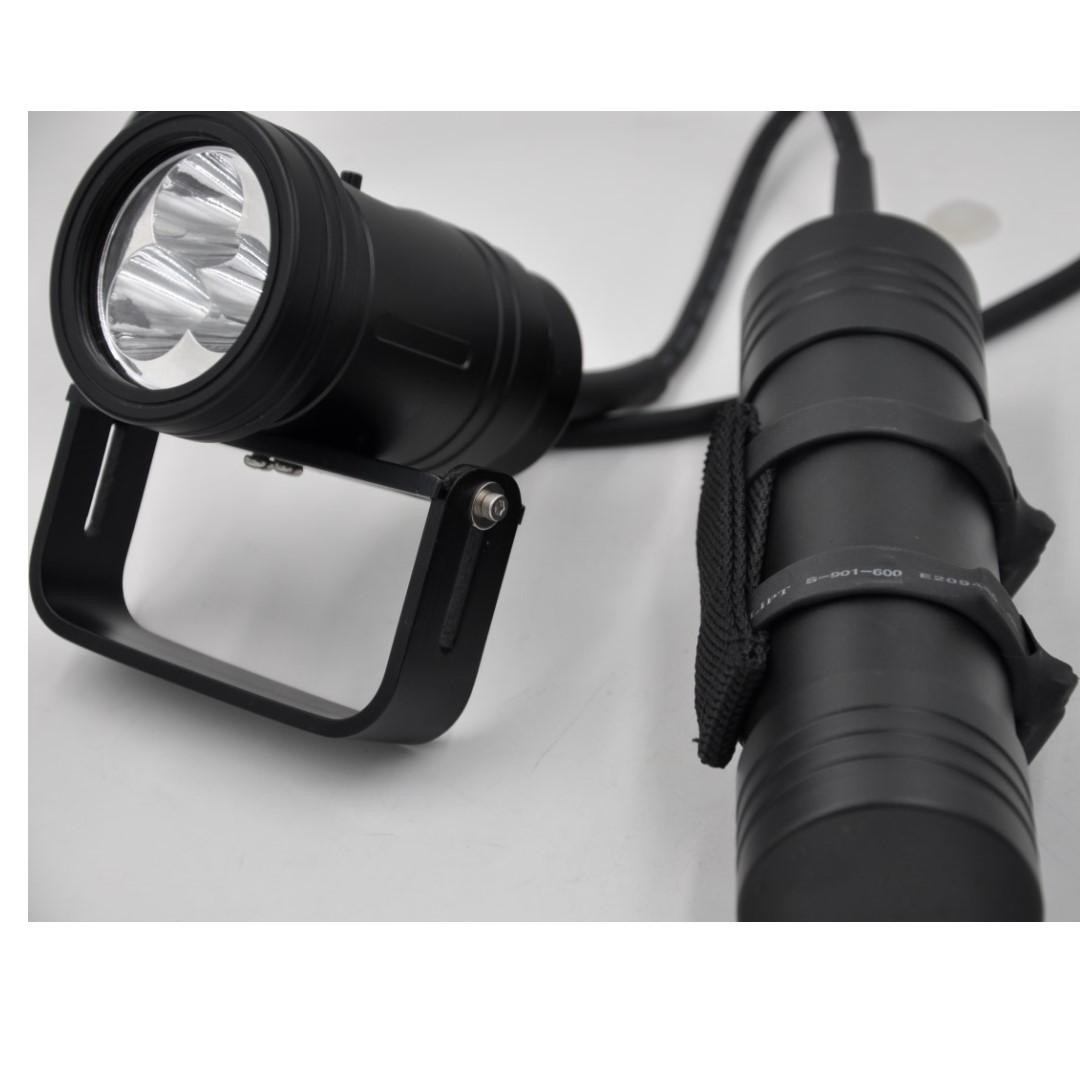 3000 Lm Led Canister Dive Lights New Sports Sports Games Equipment On Carousell