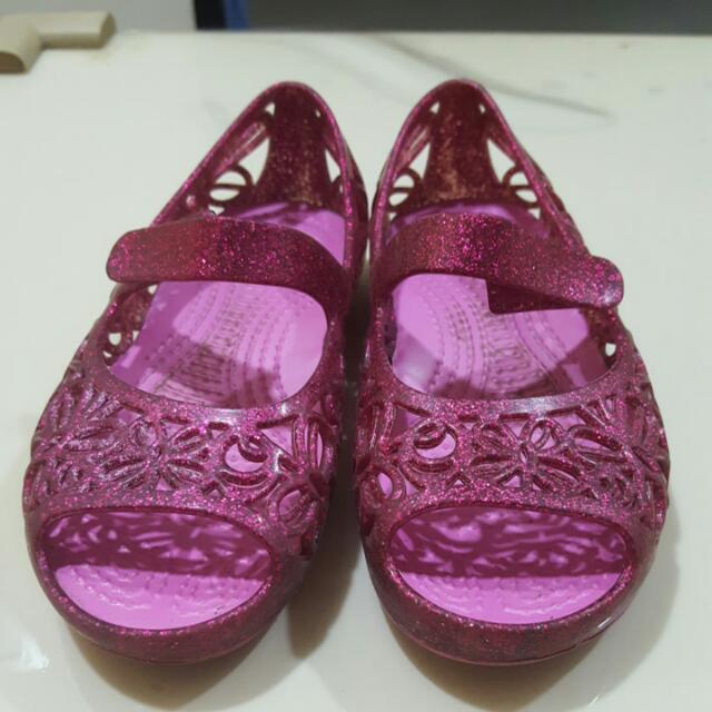 crocs pump shoes