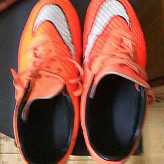 kasut nike hypervenom