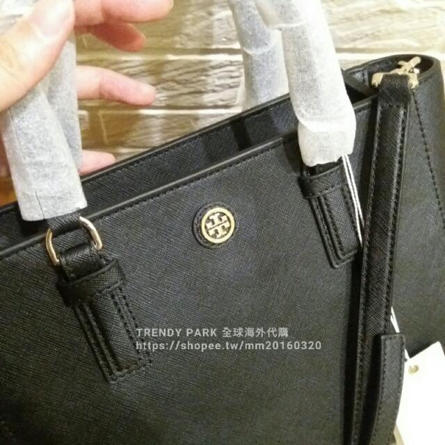 4600 1 Tory Burch TB Robinson Mini Square Tote
