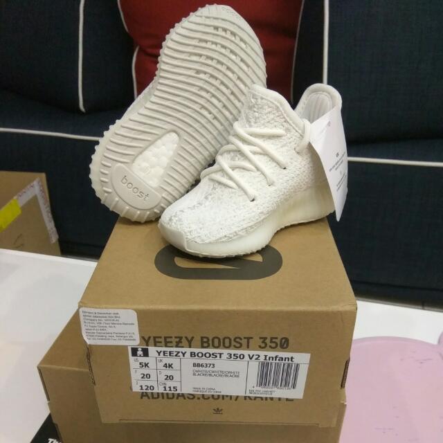 Adidas baby boys yeezy sales boost v2 cream bb6373 white