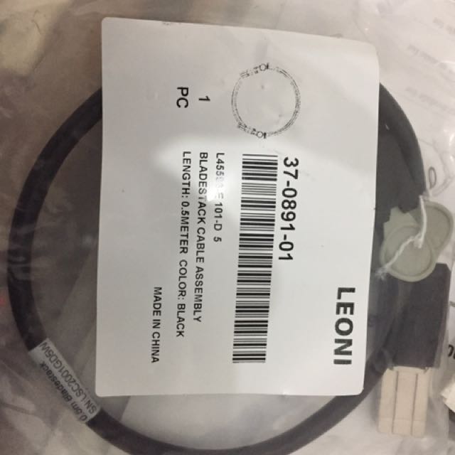Cisco Switch Stacking Cable (Category: Networking) located in Petaling Jaya. Submitted by nazray162 (Listing ID 103363701, Image 1). Description: Stacking cable for cisco switch Qty:1.