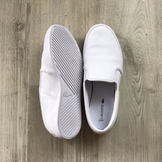Lacoste women's hotsell gazon slip on