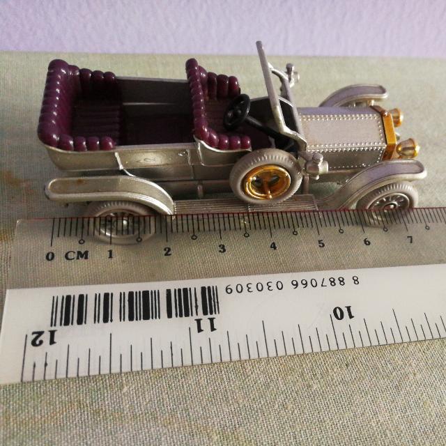 Vintage Die Cast Toy Car, Hobbies & Toys, Memorabilia & Collectibles