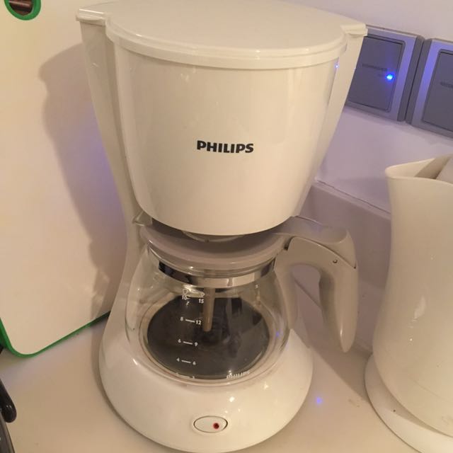 Philips Daily Collection Coffee Maker With glass jug 1.2L HD7447, TV
