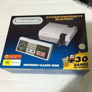 Nintendo NES Classic Mini Console BNIB