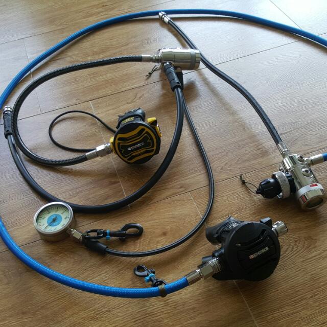 Apeks XTX 50 Regulators Twin Tank Setup, Sports Equipment, Sports