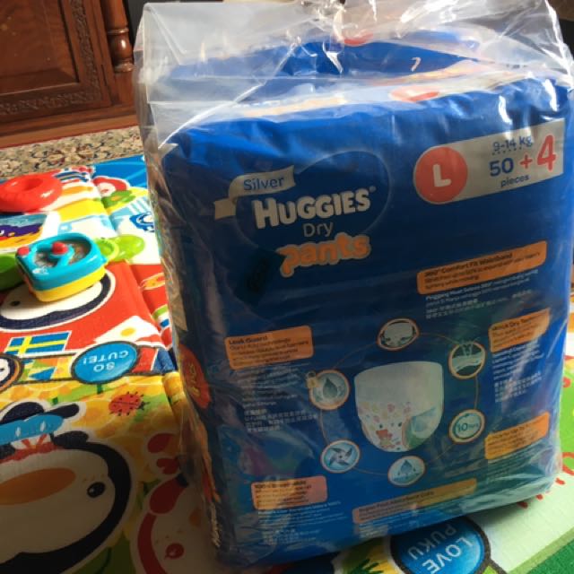 Huggies Diaper, L size, Pants, Babies & Kids, Bathing & Changing