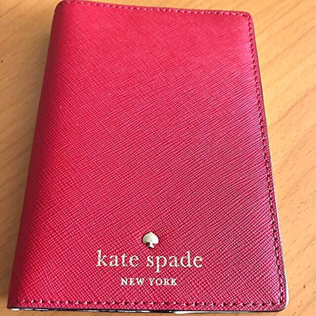 Kate Spade Passport Cover, Everything Else on Carousell
