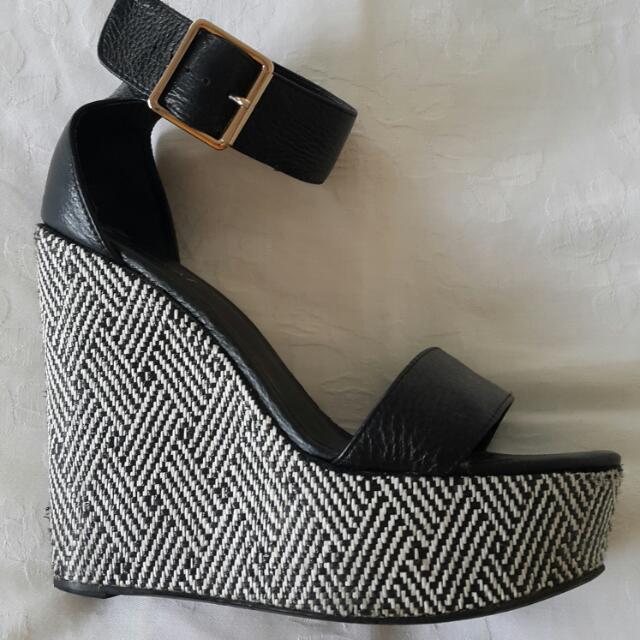 Kookai sales black wedges