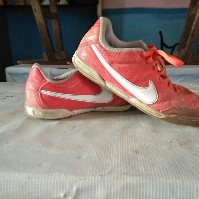 nike tiempo original