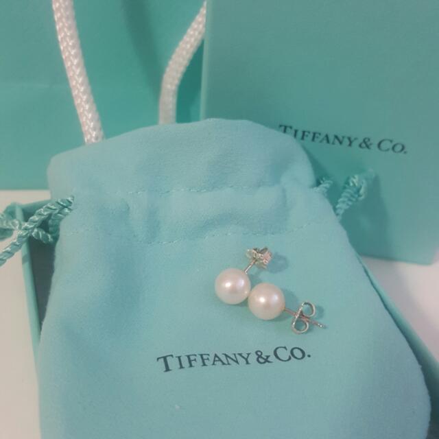tiffany and co pearl earrings