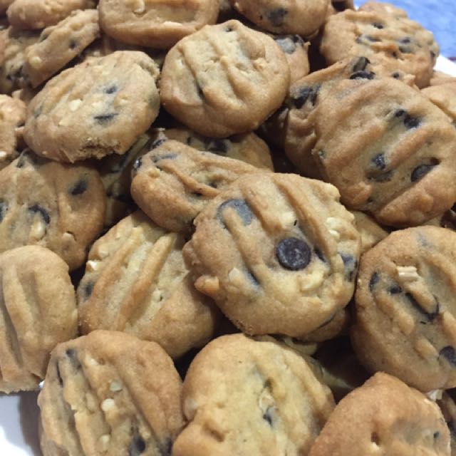 Vanilla Choc Chips Cookies Biskut Raya Food Drinks Packaged