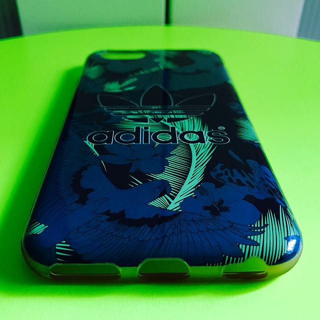 Adidas top iphone 6s