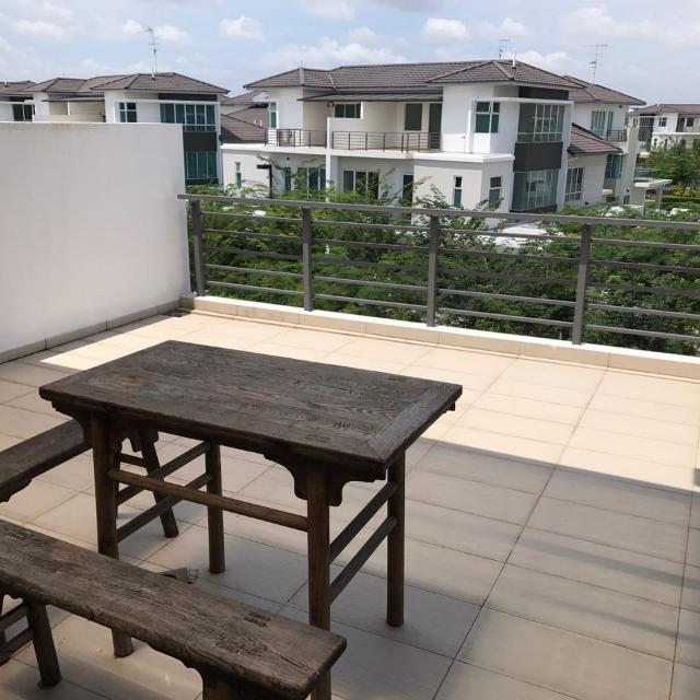 Isola Villas Senibong Cove Luxury 3Storey Link Bungalow House For Sale