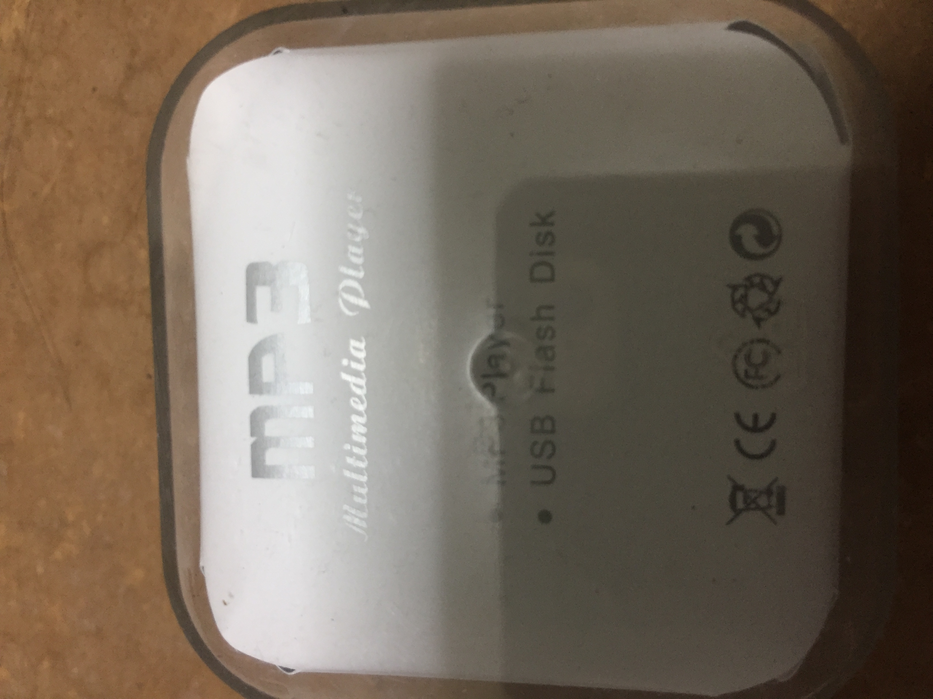 mp3 (Category: Portable Music Players) located in Singapore. Submitted by tchew (Listing ID 103978048, Image 2). Description: .