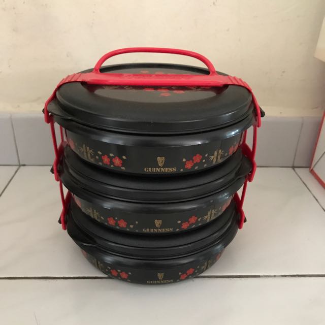 Multi Layer Container (Category: Other Kitchen Appliances) located in Singapore. Submitted by biguang (Listing ID 103939430, Image 1). Description: .