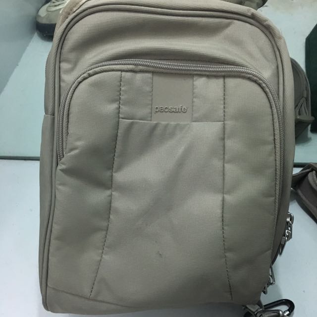 Pacsafe Metrosafe LS series