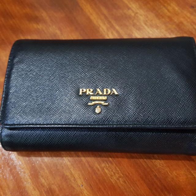 Prada Tri-fold Saffiano Wallet (1M1404), Luxury, Bags & Wallets on ...