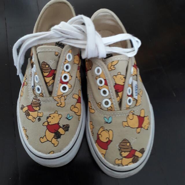 Vans winnie the pooh shoes discount