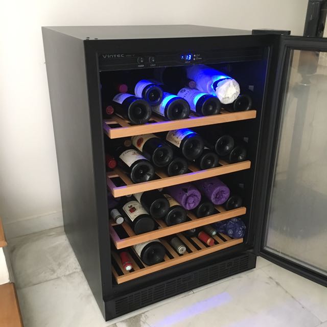 Vintec V50SGE 48 Bottles Wine fridge, TV & Home Appliances, Kitchen