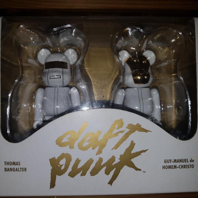 ベアブリック DAFT PUNK (WHITE SUITS Ver.) 100% | www.fleettracktz.com