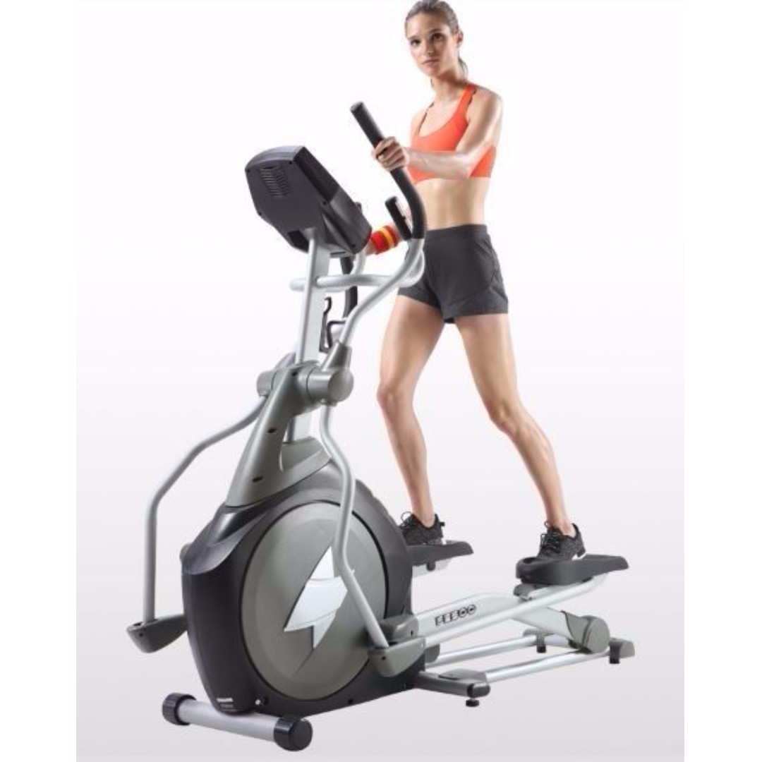 Dyaco Daiyu FE500 electromagnetic control ultra quiet elliptical walker cross trainer Sports Equipment Exercise Fitness Cardio Fitness Machines on Carousell