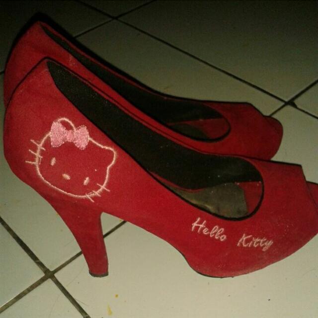 high heels hello kitty
