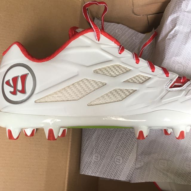 Warrior burn hotsell 8. cleats